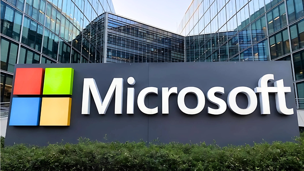 Microsoft hiring Software Engineer