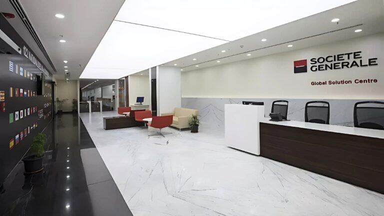 Societe Generale Hiring Business Analysts