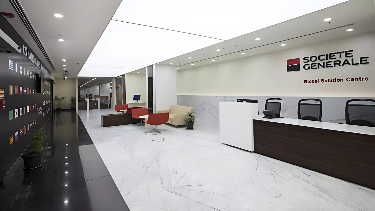 Societe Generale Hiring Business Analysts